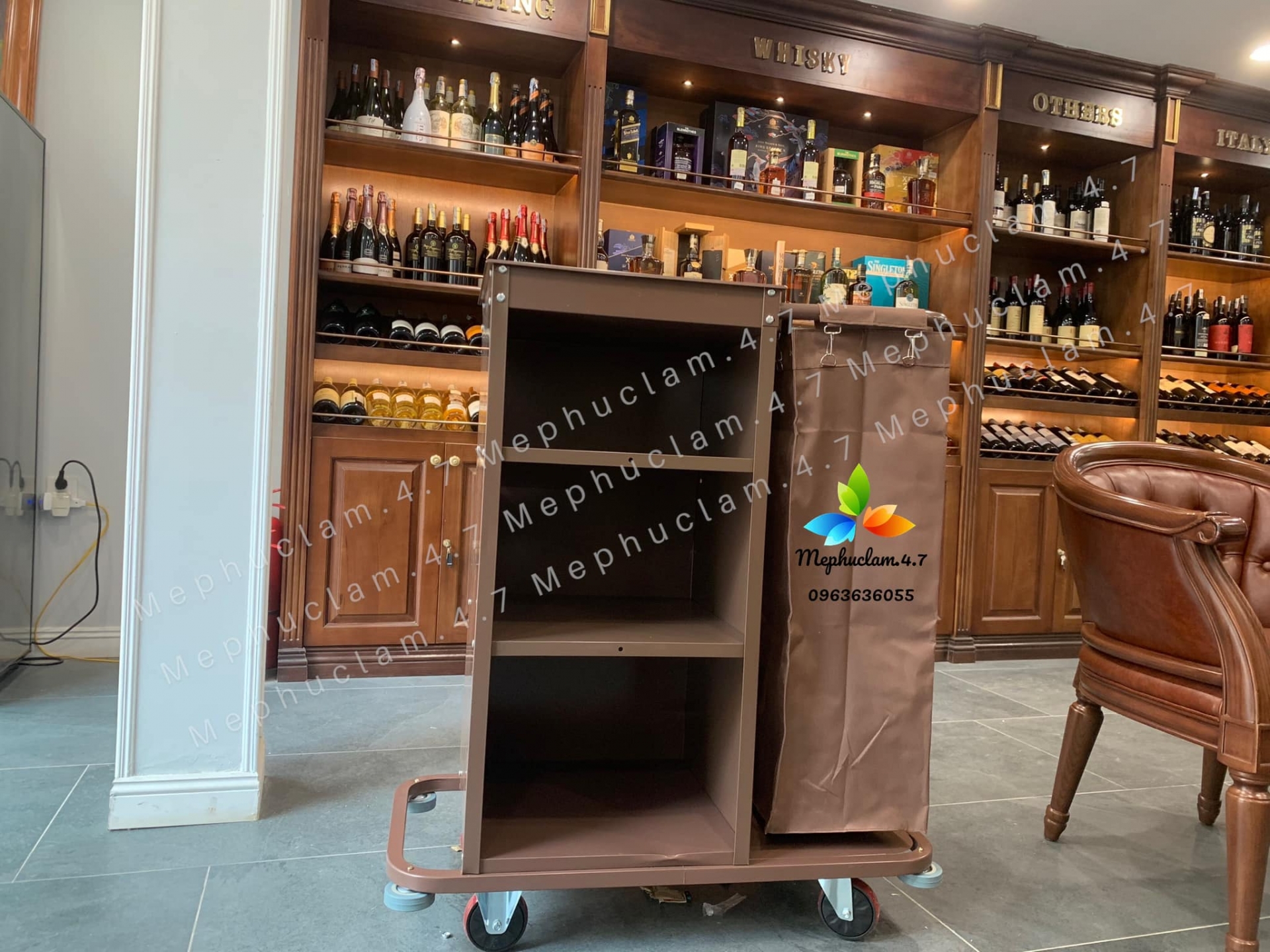 Xe dọn buồng phòng